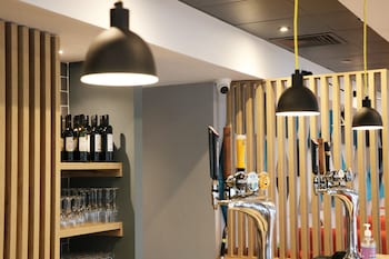 holiday inn express racecourse