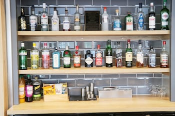 holiday inn express racecourse