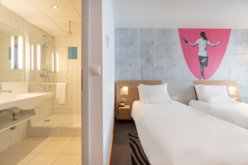 novotel wroclaw city