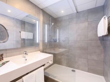 novotel wroclaw city