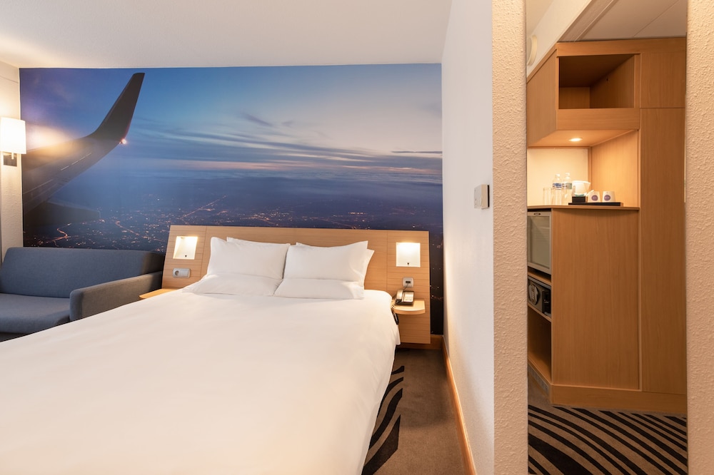 novotel wroclaw city