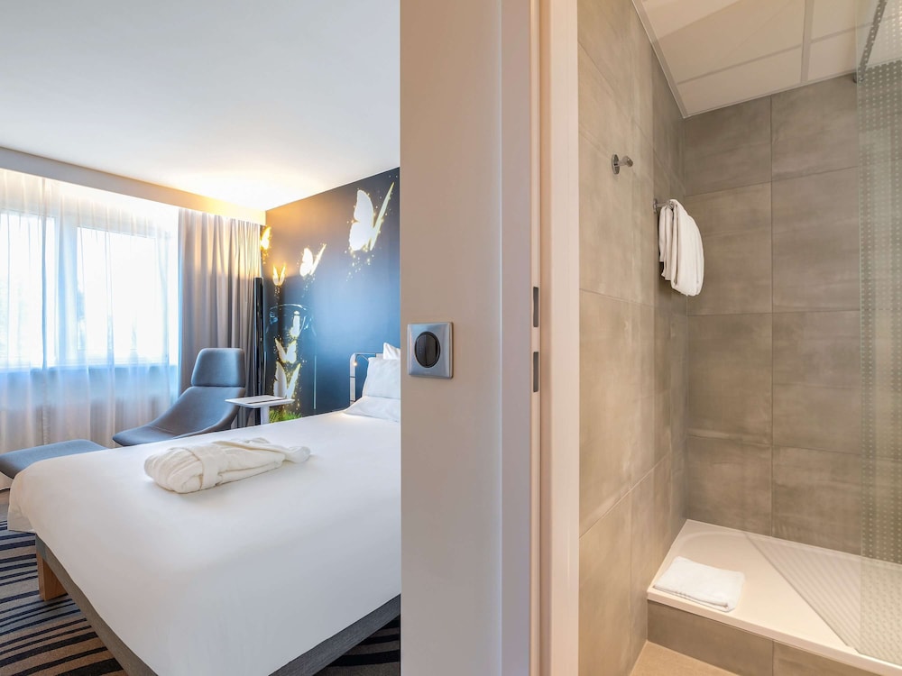 novotel wroclaw city