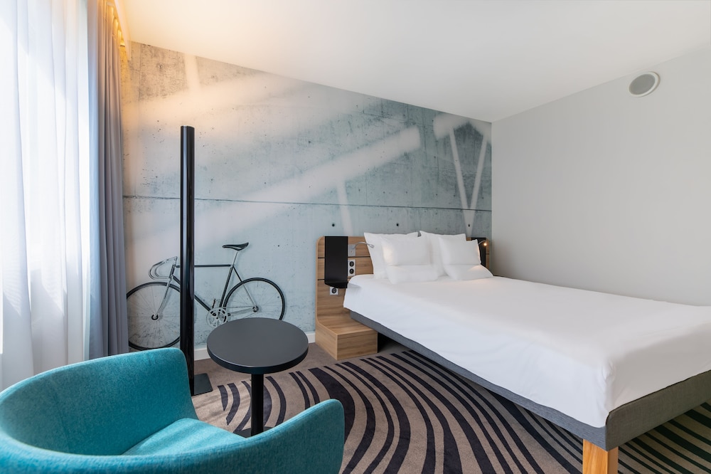 novotel wroclaw city