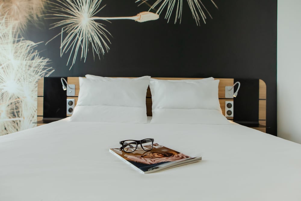 novotel wroclaw city