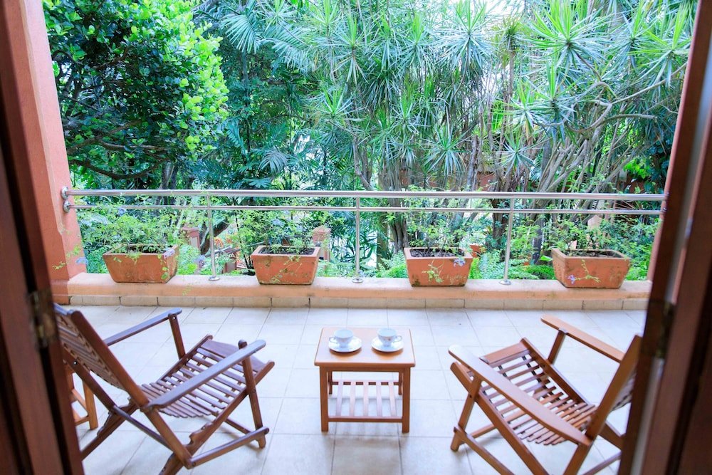 Ayurveda Spring Of Life Resort,Colombo>>Boralesgamuwa,2 star