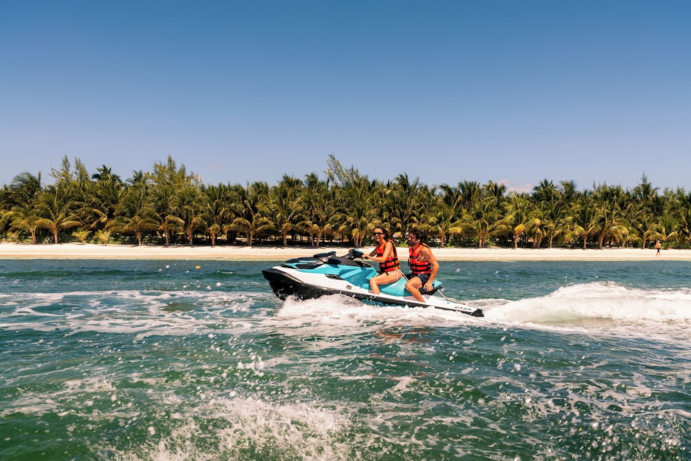 hidden beach resort au naturel club