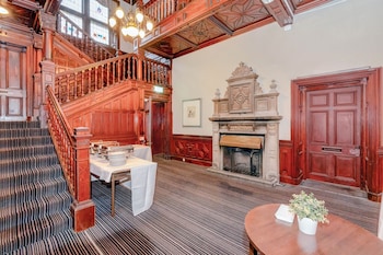 the landmark hotel and leisure club