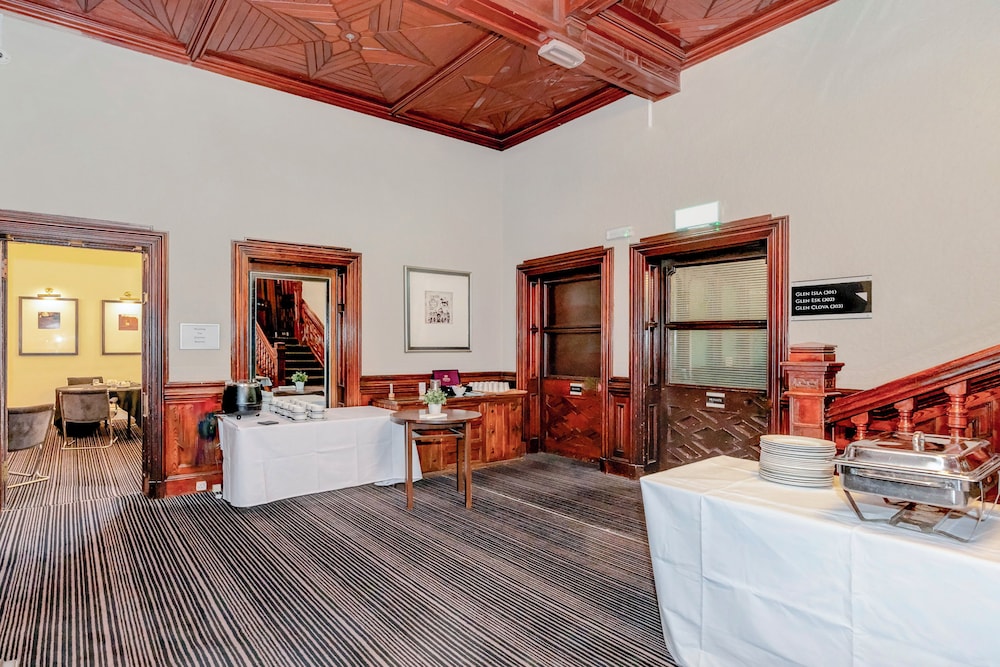 the landmark hotel and leisure club