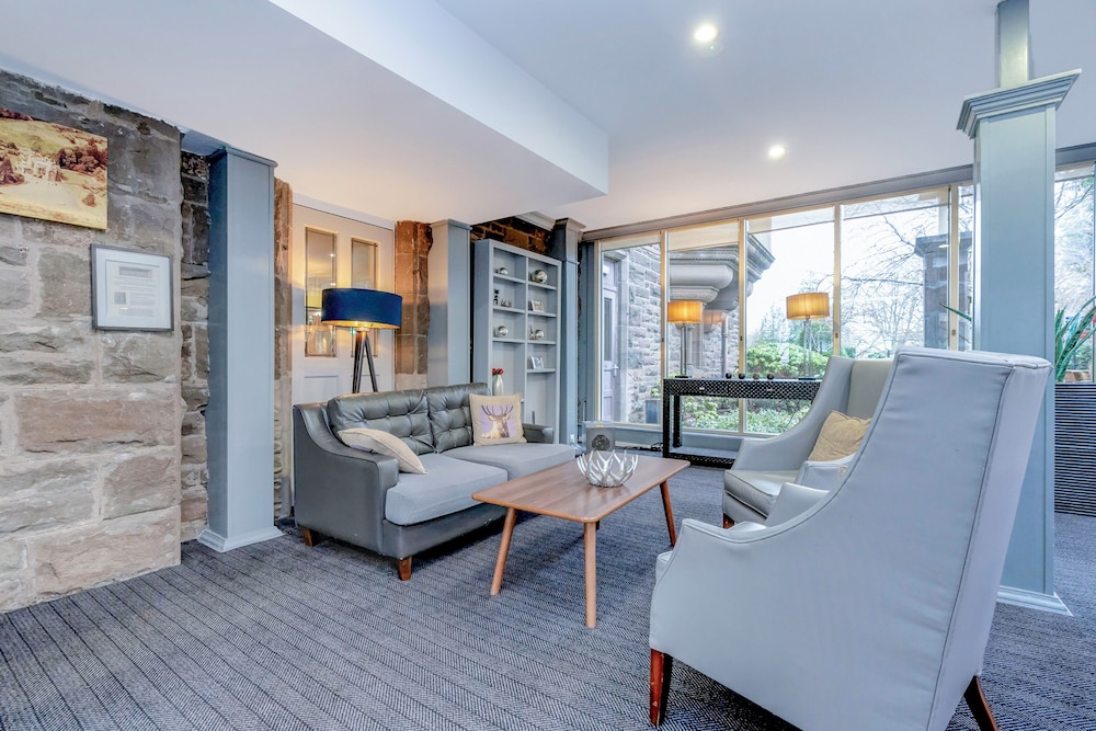 the landmark hotel and leisure club