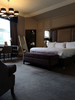 the landmark hotel and leisure club