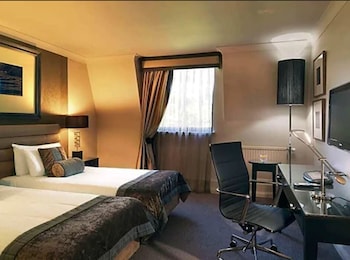 the landmark hotel and leisure club