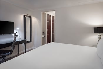 the landmark hotel and leisure club