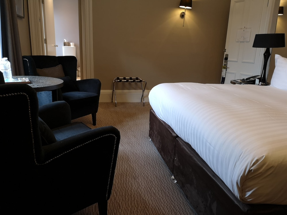 the landmark hotel and leisure club