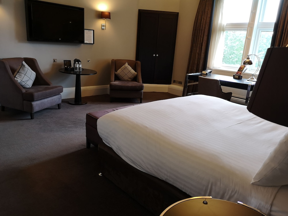 the landmark hotel and leisure club