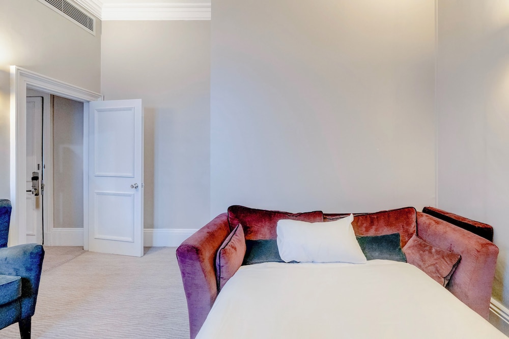 the landmark hotel and leisure club