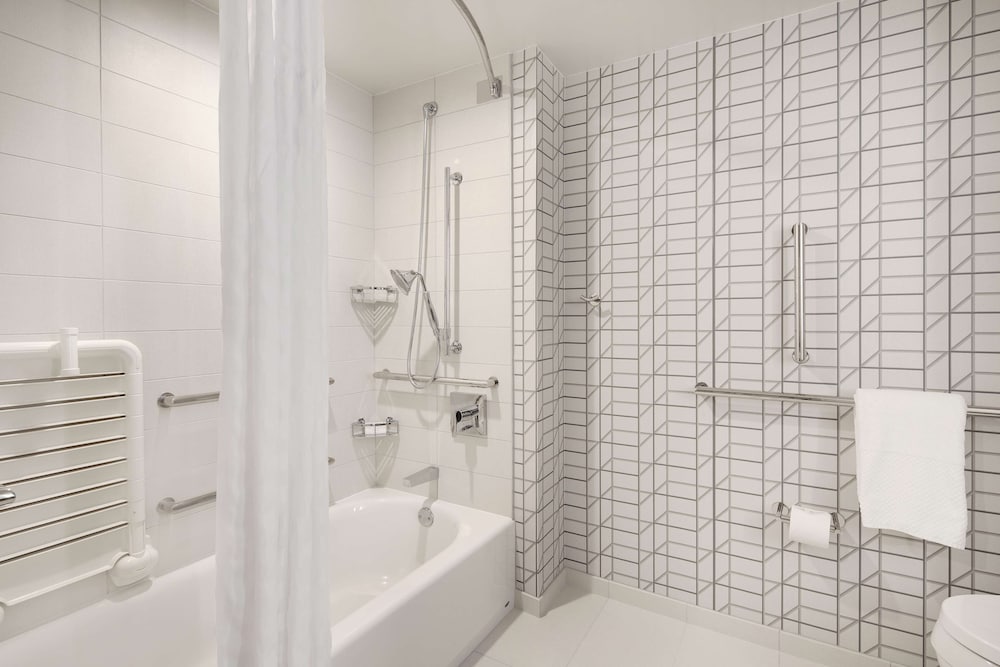 embassy suites atlanta perimeter center