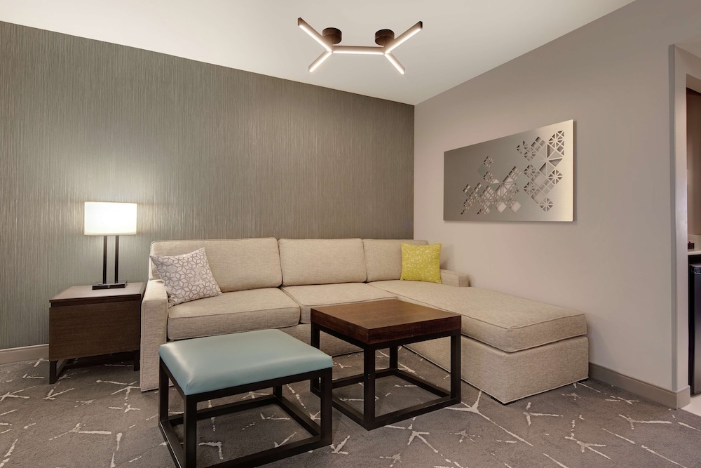 embassy suites atlanta perimeter center