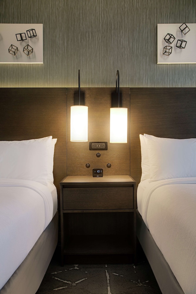 embassy suites atlanta perimeter center