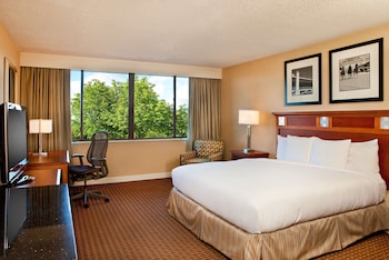 doubletree by hilton baltimore north pikesville