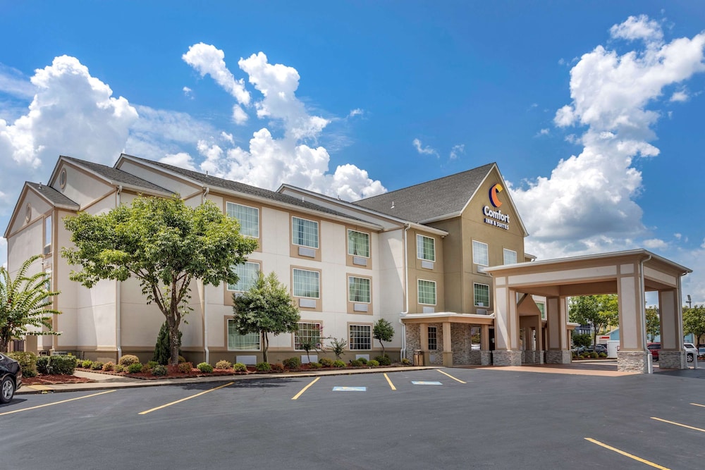 comfort inn and suites