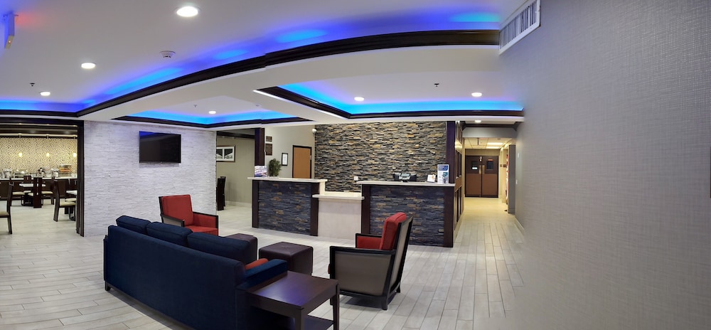 comfort inn and suites