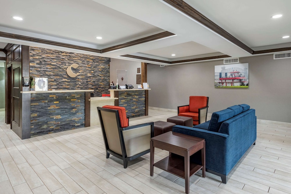 comfort inn and suites