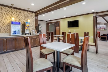 comfort inn and suites