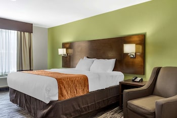 comfort inn and suites