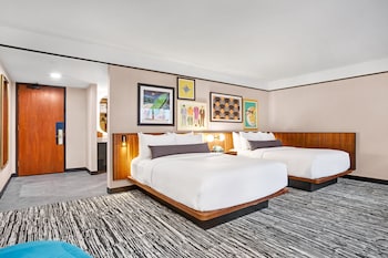 hotel minneapolis indigo downtown