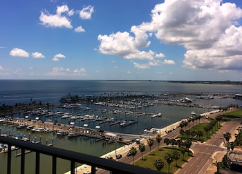 holiday inn corpus christi downtown marina