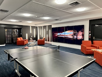 the vic ascend hotel collection