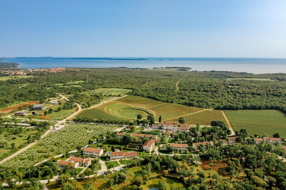 meneghetti wine hotel and winery
