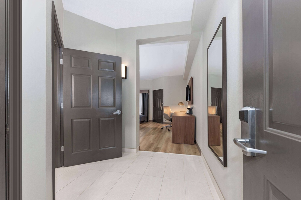 la quinta inn and suites dallas dfw airport north