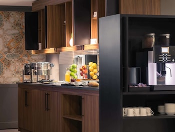 mercure lille centre vieux lille hotel