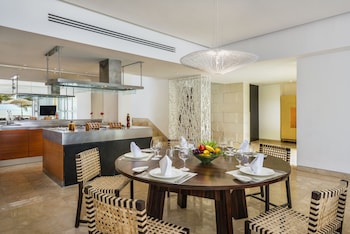 hotel blue diamond luxury boutique