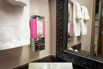 quality inn bishop near mammoth