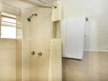 capital o hotel central