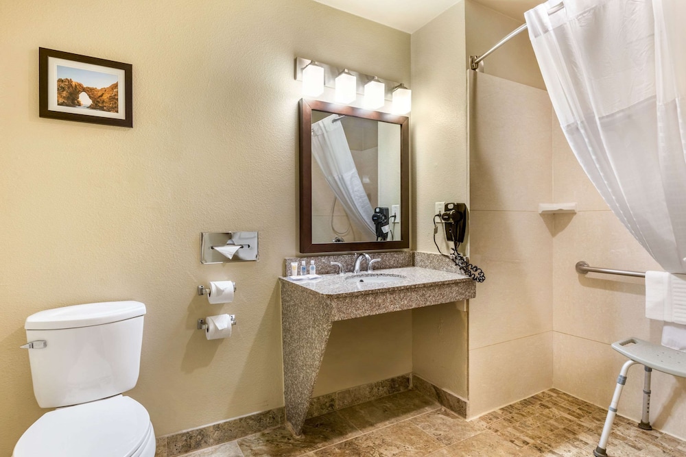 comfort inn and suites orange county john wayne airport