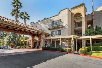 comfort inn and suites orange county john wayne airport
