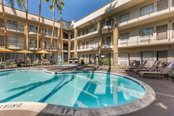 comfort inn and suites orange county john wayne airport