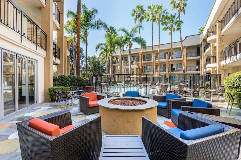 comfort inn and suites orange county john wayne airport