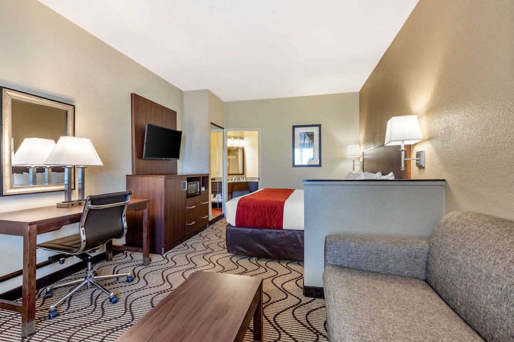 comfort inn and suites orange county john wayne airport