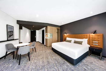 vibe hotel north sydney
