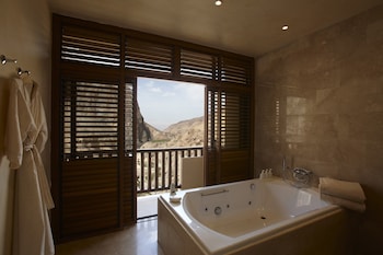 main hot springs resort and spa