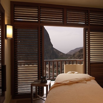 main hot springs resort and spa