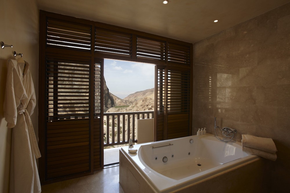 main hot springs resort and spa
