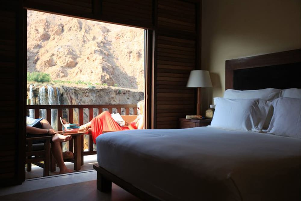 main hot springs resort and spa