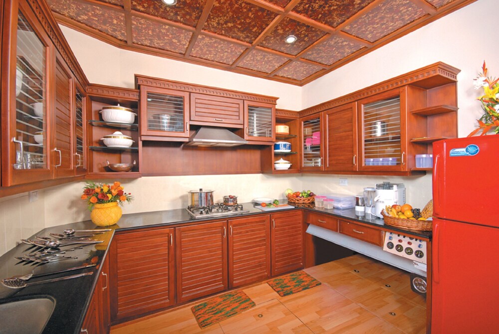 sterling lake palace alleppey