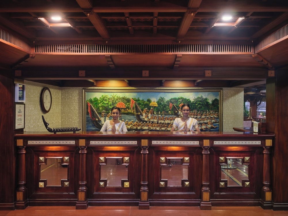 sterling lake palace alleppey