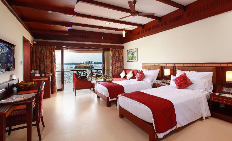 sterling lake palace alleppey